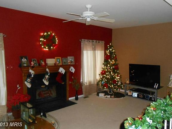 2nd image of 1221 Summerwood Ct