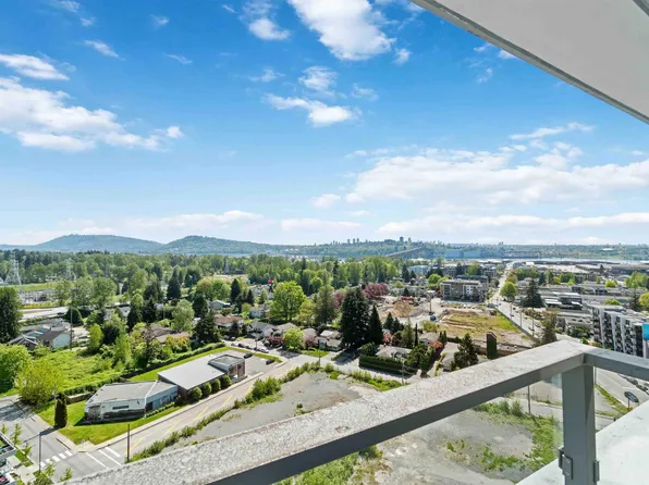 1500 Fern St #2304, North Vancouver, BC V7J 0E6
