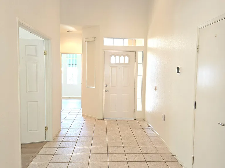 26735 China Dr — Photo 3