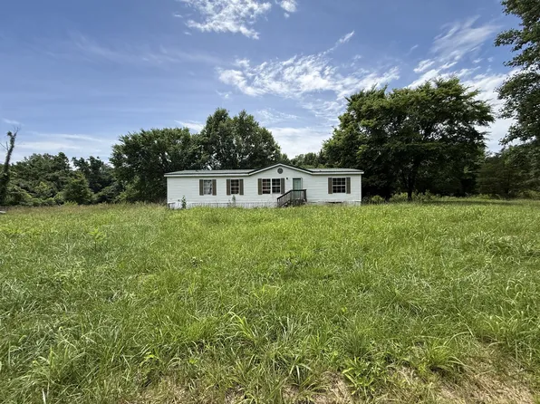 1271 Freeman Loop, Cumberland Furnace, TN 37051