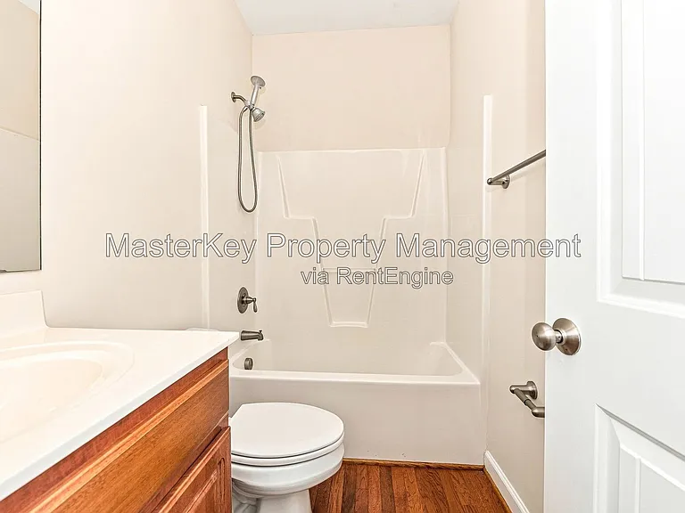 725 Keystone Park Dr — Photo 16