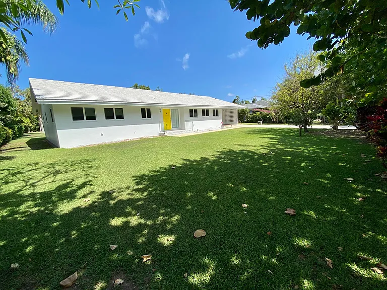 114 N Atlantic Dr — Photo 46