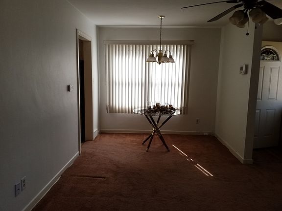 3rd image of 712 27th St