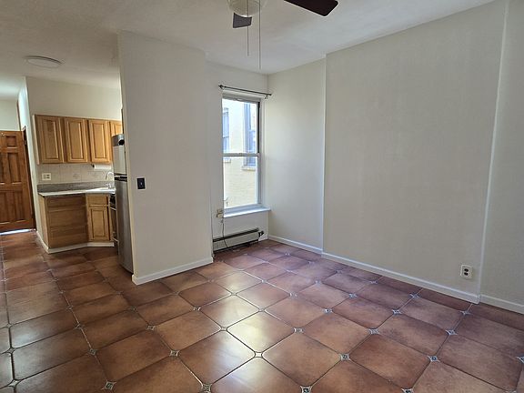 4th image of 32-84 30th St APT 4R