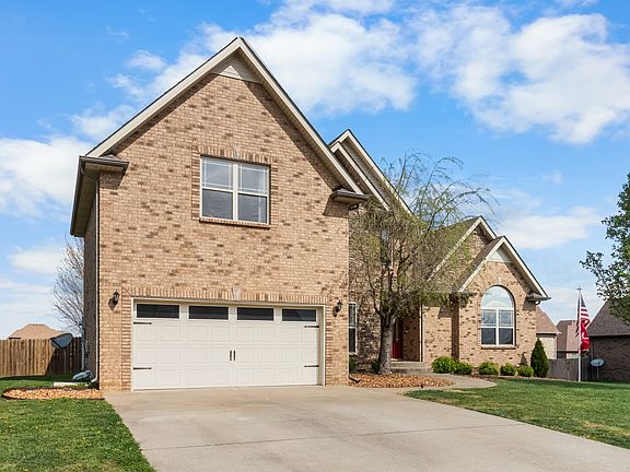 5th image of 105 Bainbridge Dr