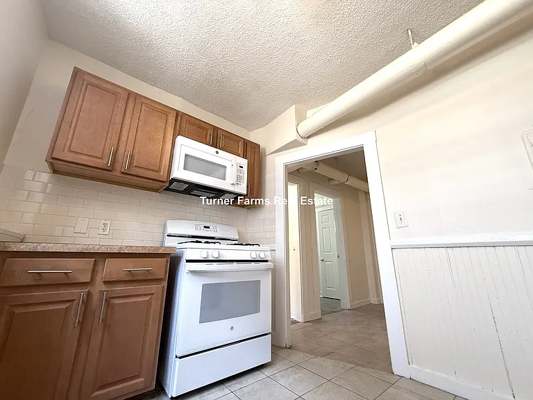 524 Cambridge St #1F — Photo 11