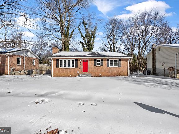 2nd image of 105 Concove Way