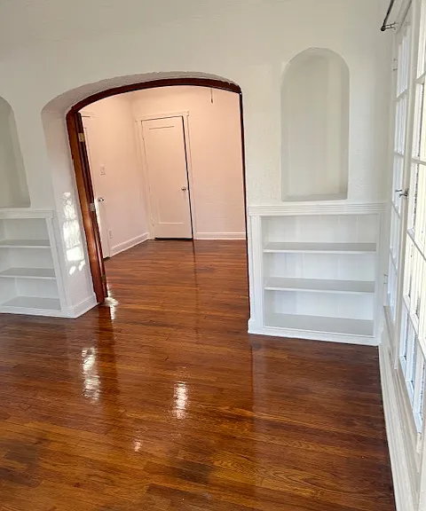 5216 De Longpre Ave #5222 — Photo 1
