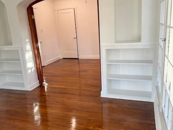 5216 De Longpre Ave #5222, Los Angeles, CA 90027
