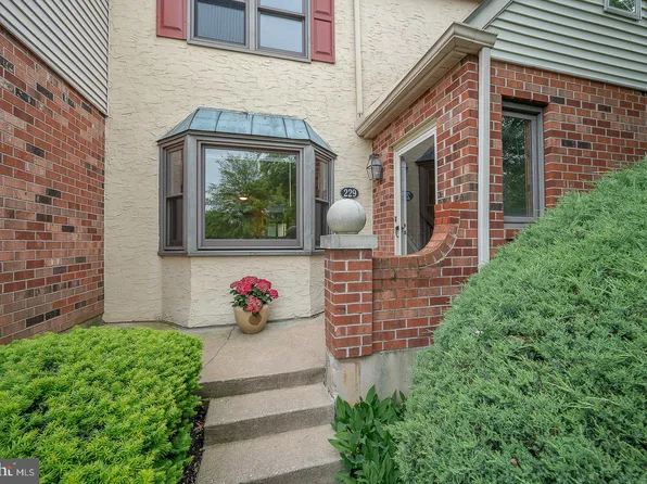 229 Stone Ridge Dr #229, Norristown, PA 19403
