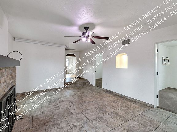 5th image of 4841 E 3rd St