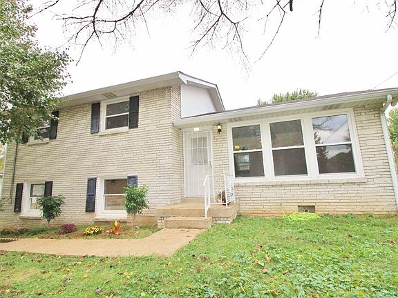 3rd image of 411 McDonald Dr