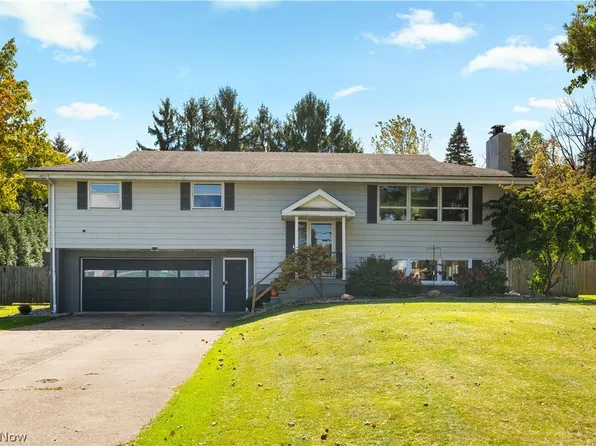 13760 Overcrest St NE, Alliance, OH 44601