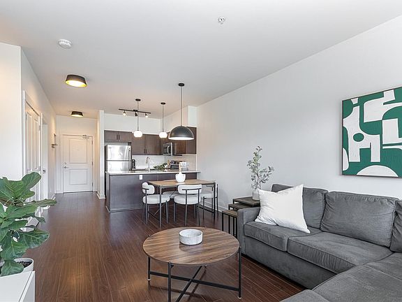 4th image of 662 Goldstream Ave #413