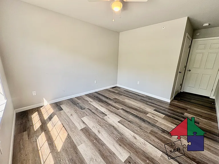 42 Green St #103 — Photo 15