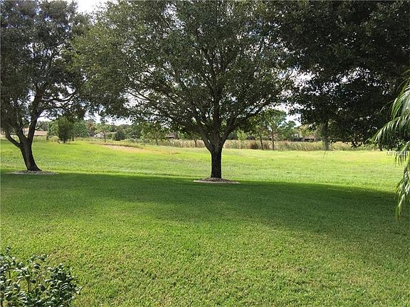 4th image of 5035 Greenway Dr