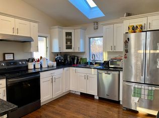 15-17 Elliot St, Newton, MA 02461