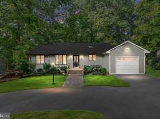 105 Sunset Ct, Locust Grove, VA 22508