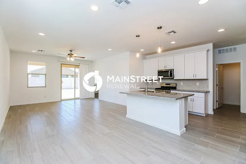 3723 E Sandoval Dr — Photo 4