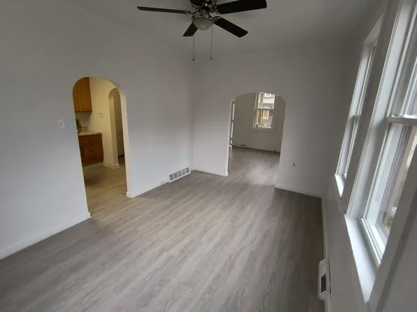 13 4th St, Beech Bottom, WV 26030