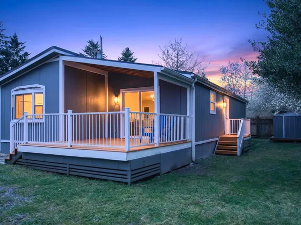 2424 S 130th Pl, Seattle, WA 98168