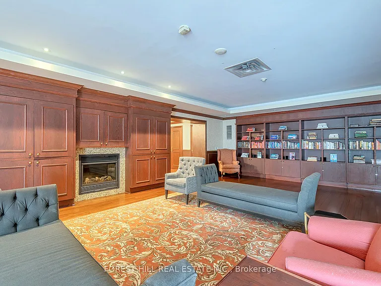 1 Clairtrell Rd #805 — Photo 37