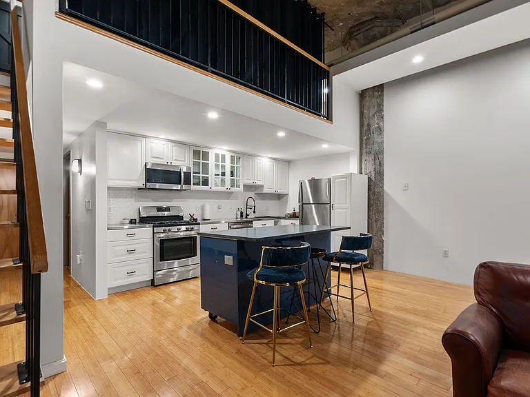 156 Porter St #309 — Photo 2