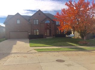 17617 Renfro St, Omaha, NE 68135