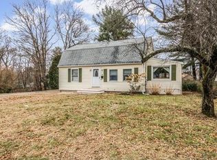 18 Marshall St, Oxford, MA 01540