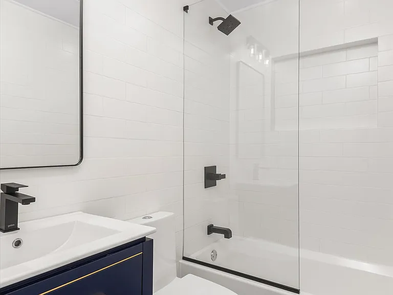 524 Herkimer St #1 — Photo 4
