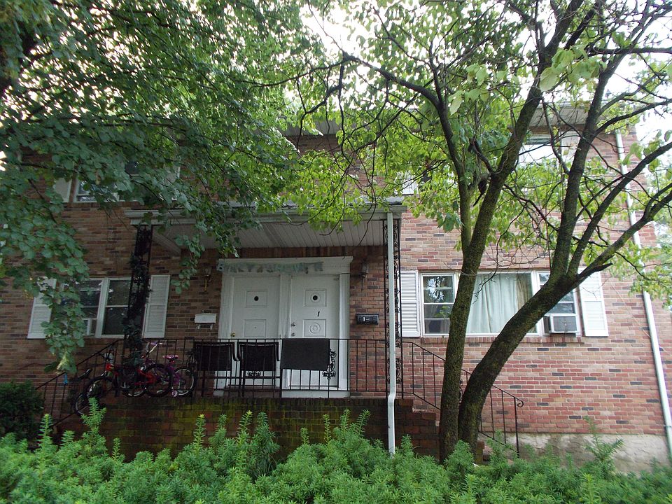 1st image of 2 Arbor Pl