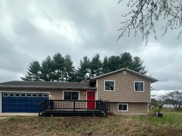 855 W 900 N, La Porte, IN 46350