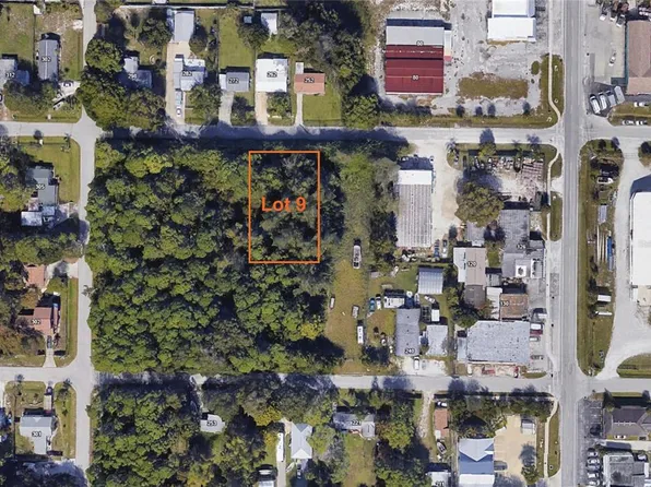 W Langsner St #1, Englewood, FL 34223