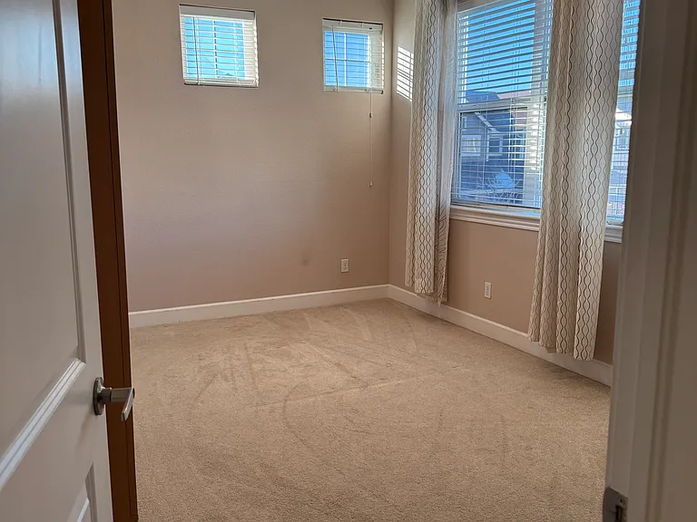 8575 E Arizona Pl — Photo 3