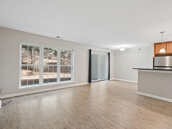 3rd image of 5980 Chasewood Pkwy APT 102