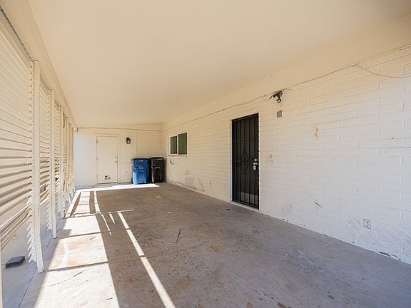 4th image of 1108 N Wedgewood Dr