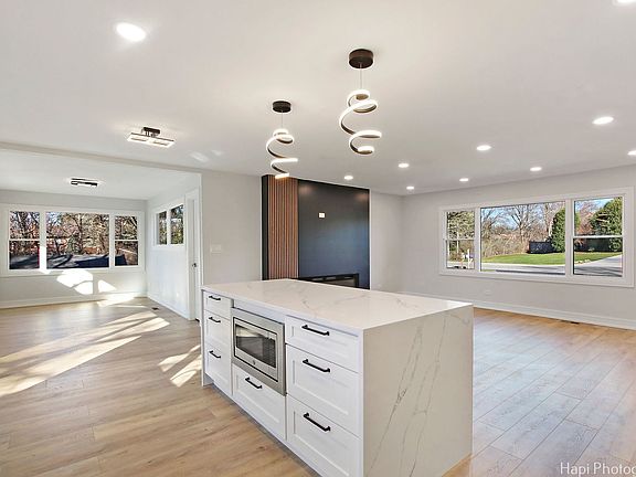 5th image of 26268 N Hill Ave