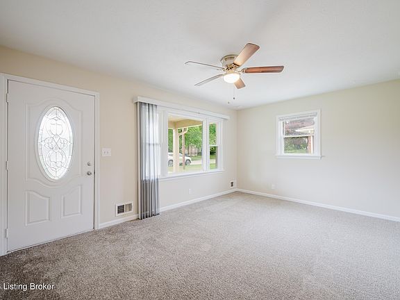 5th image of 4716 Fister Ct