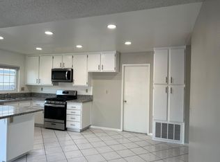 15373 Aqueduct Ln, Chino, CA 91709