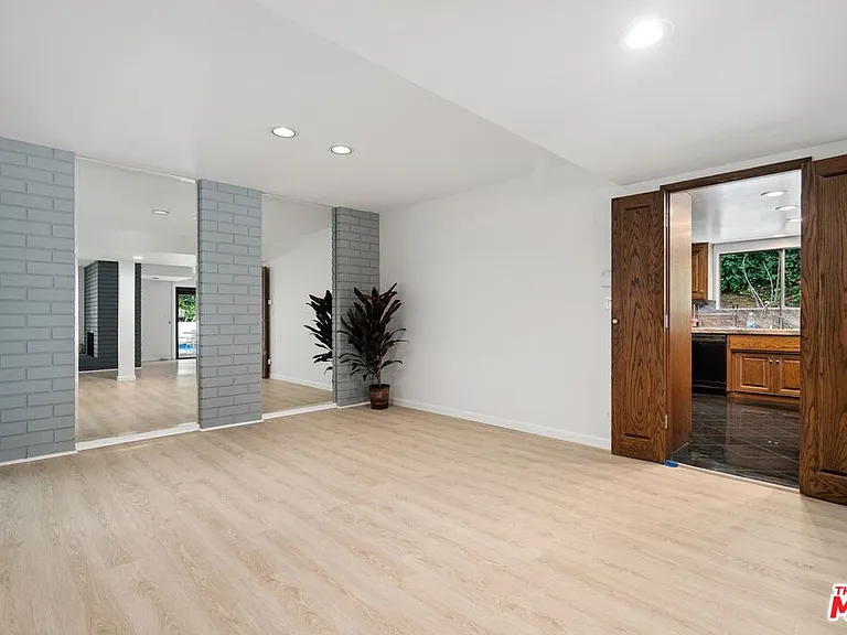 3135 Chandelle Rd — Photo 8