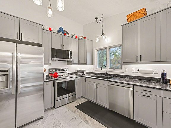 4th image of 1472 Arden View Dr