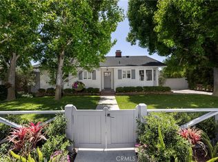 415 Walnut Pl, Costa Mesa, CA 92627