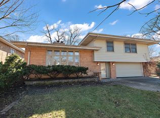 2708 Hawthorne Ln, Flossmoor, IL 60422