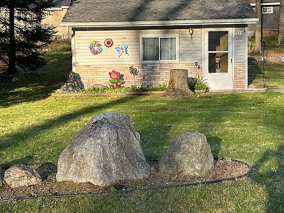 2nd image of 5318 Parklane Dr