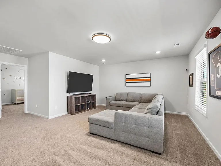 120 Headen Ln — Photo 23