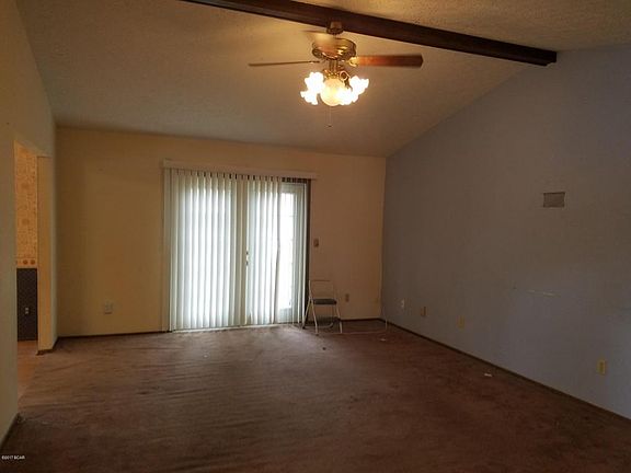 2nd image of 604 Sparrow St