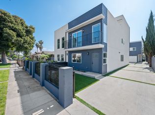 2937 West Blvd, Los Angeles, CA 90016