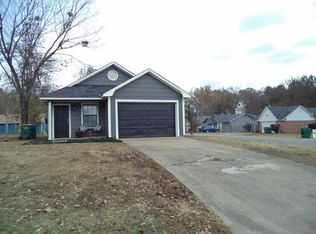 2202 S Ithaca Cv, Russellville, AR 72802