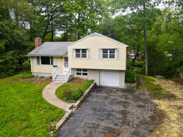 12 Silver Drive, Burlington, CT 06013