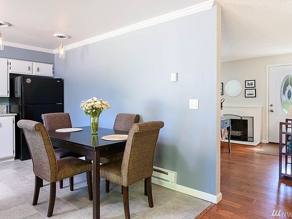 5th image of 9917 167th Ave NE